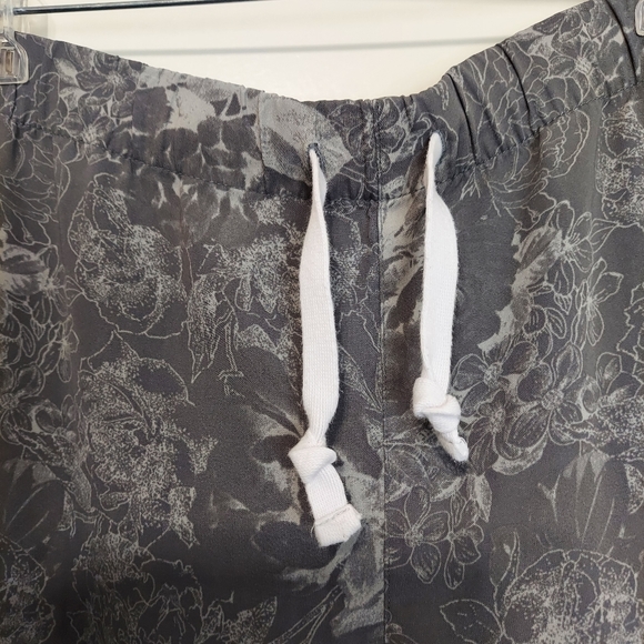 Xhilaration floral print pajama pants Sz Large - Picture 2 of 8